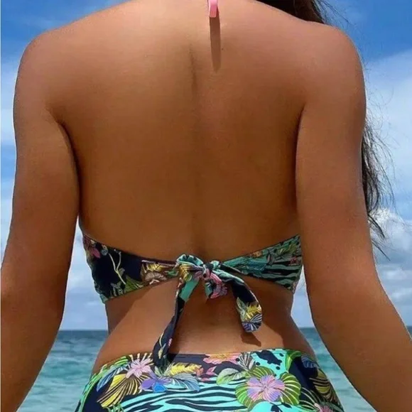 Nwot women’s one piece swimsuit - Picture 2 of 3